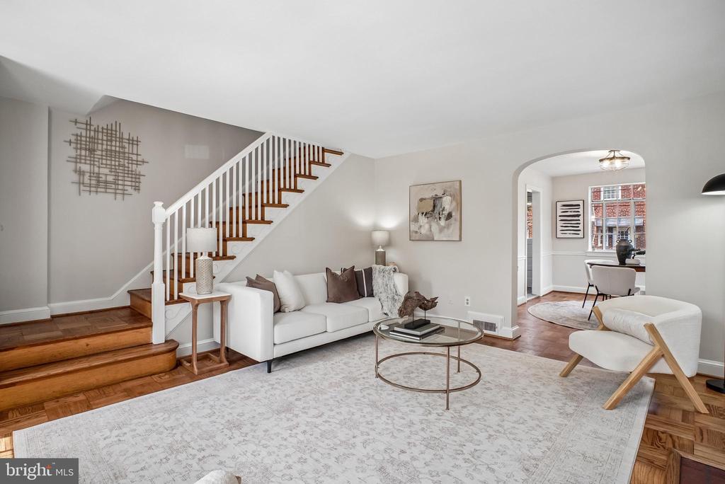801 CHETWORTH PLACE