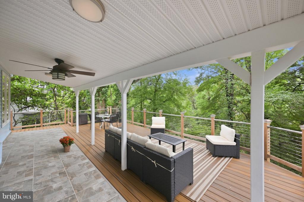 406 HANSON LANE