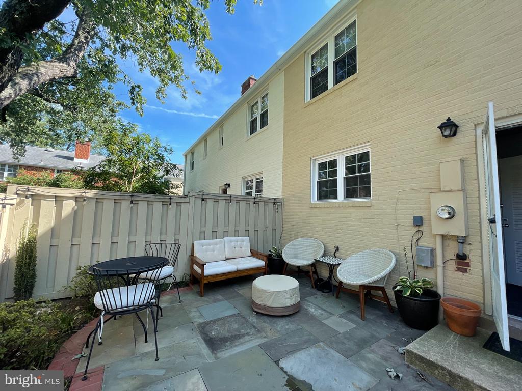 3815 INGALLS AVENUE