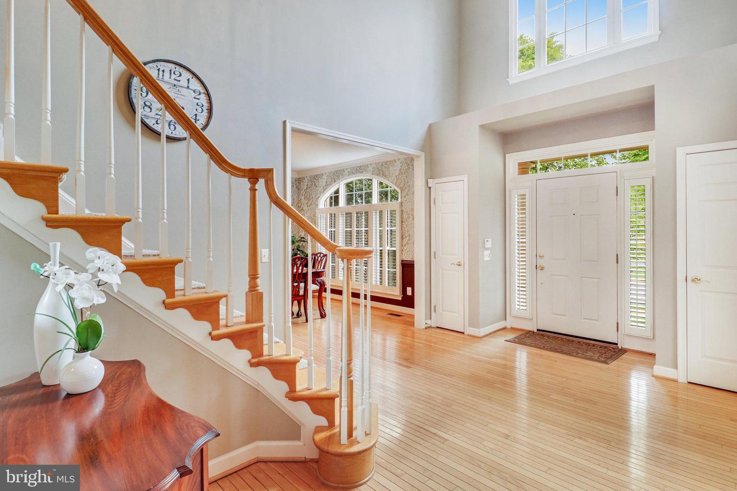6810 Carawood Ct