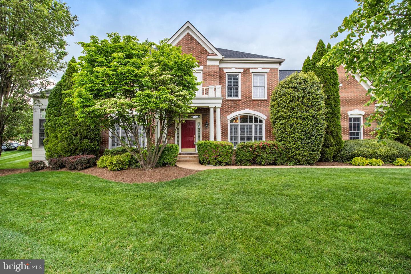 6810 Carawood Ct