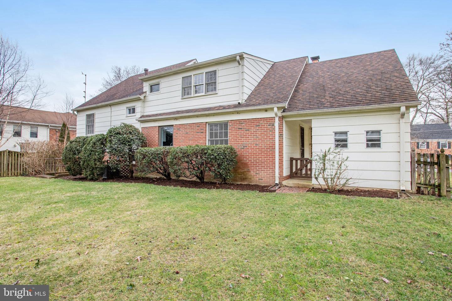 1903 Cool Spring Dr