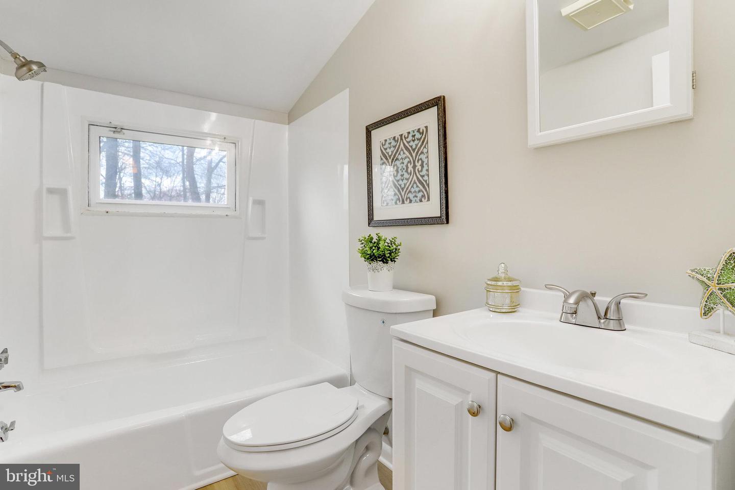 1903 Cool Spring Dr