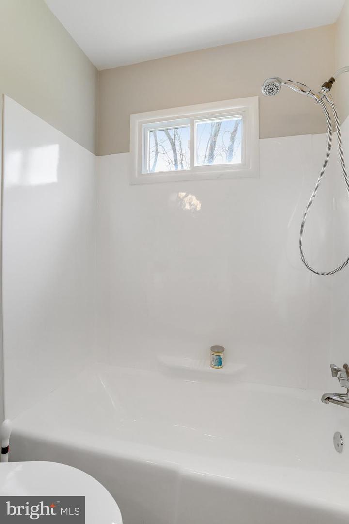 1903 Cool Spring Dr