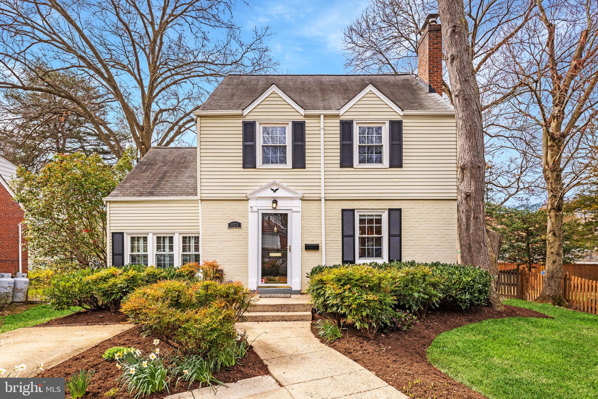 3123 Worthington Cir