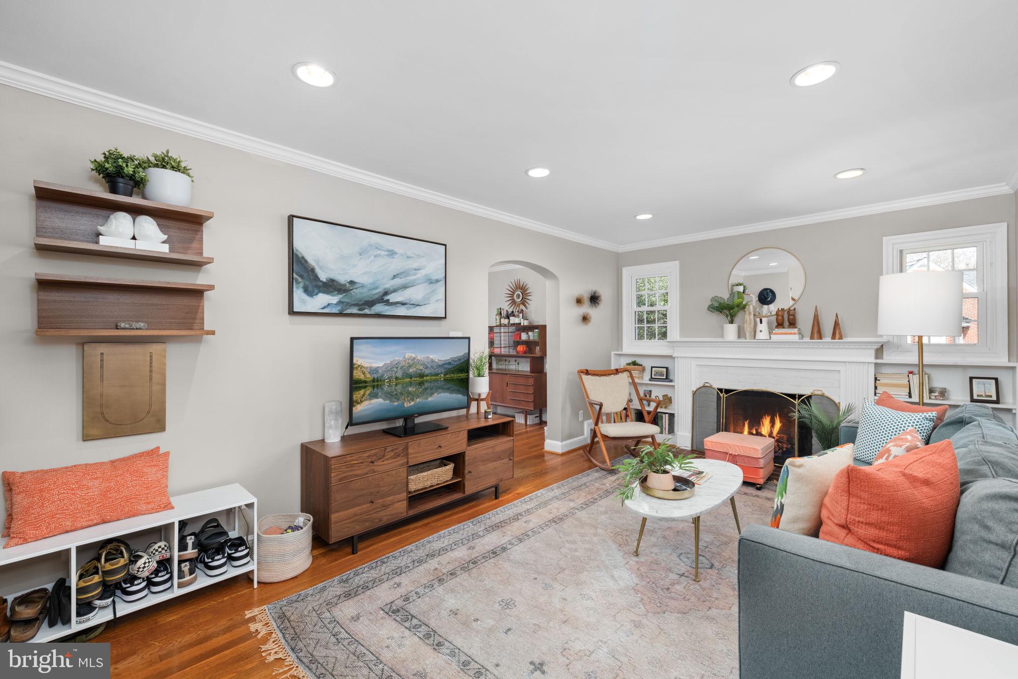 3123 Worthington Cir