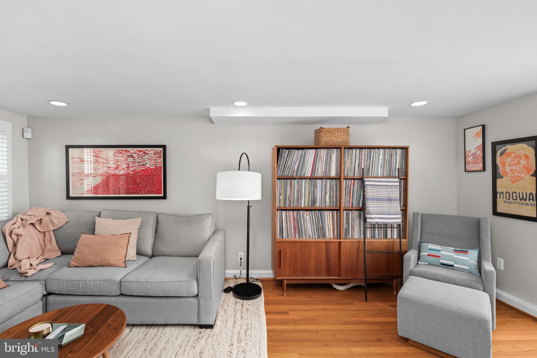 3123 Worthington Cir