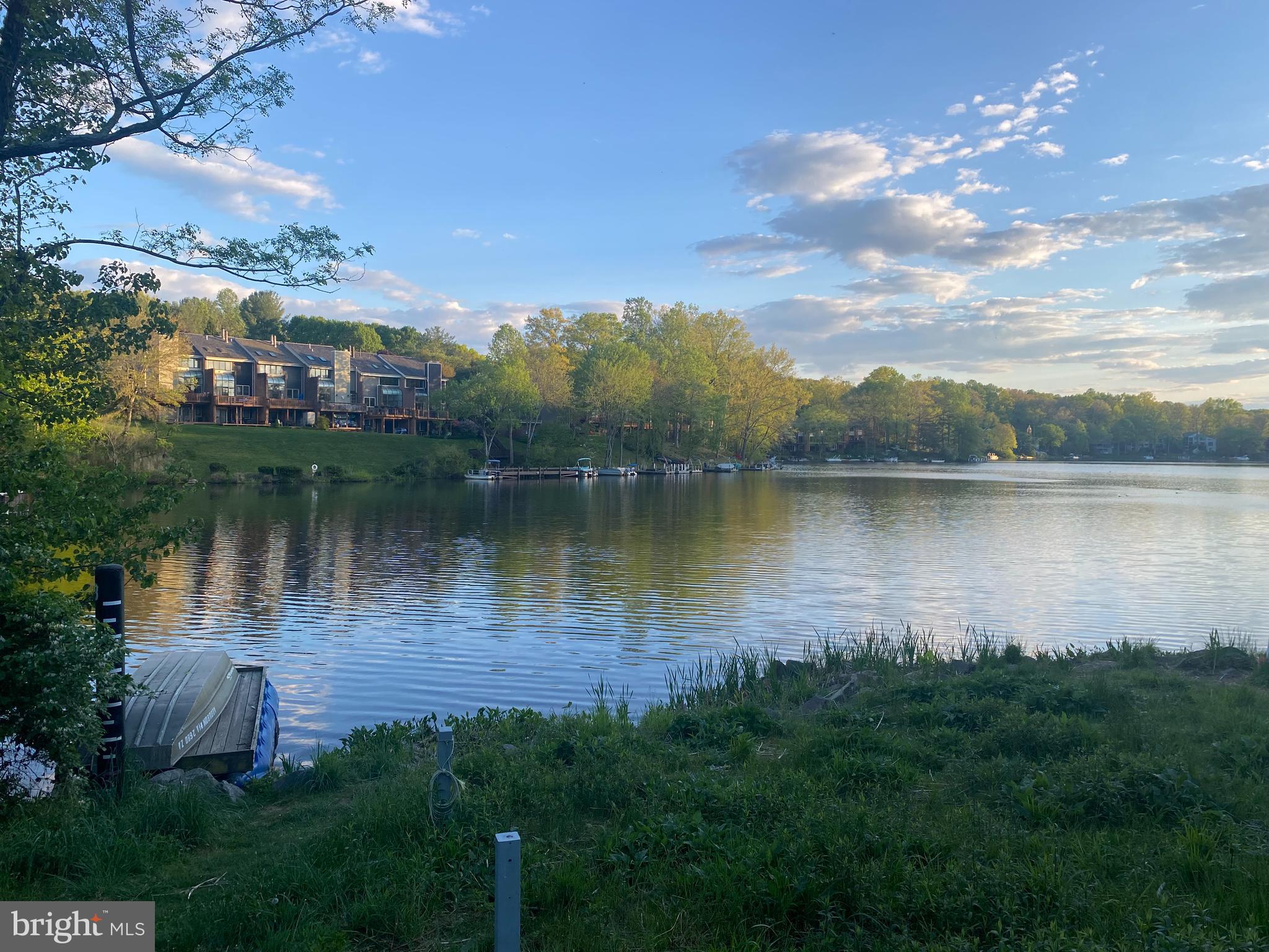 2221 Lovedale Ln #206b