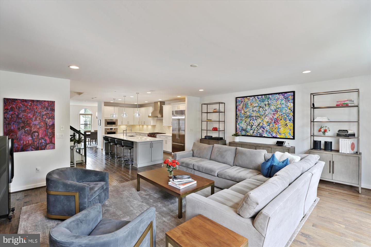7228 Magpie Ln