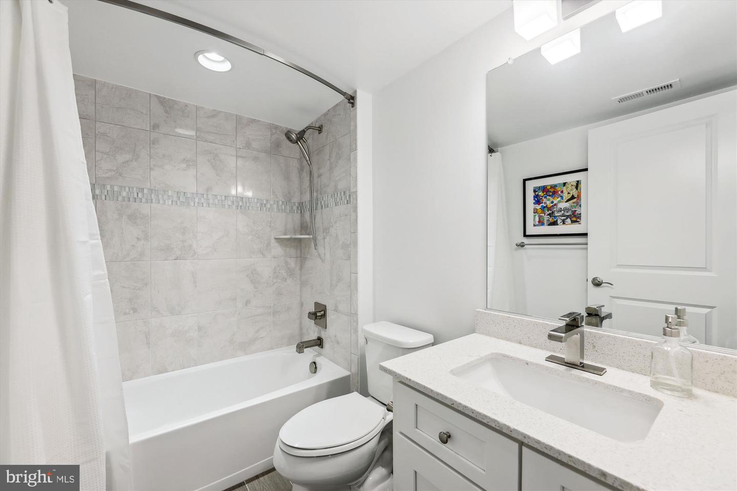 7228 Magpie Ln