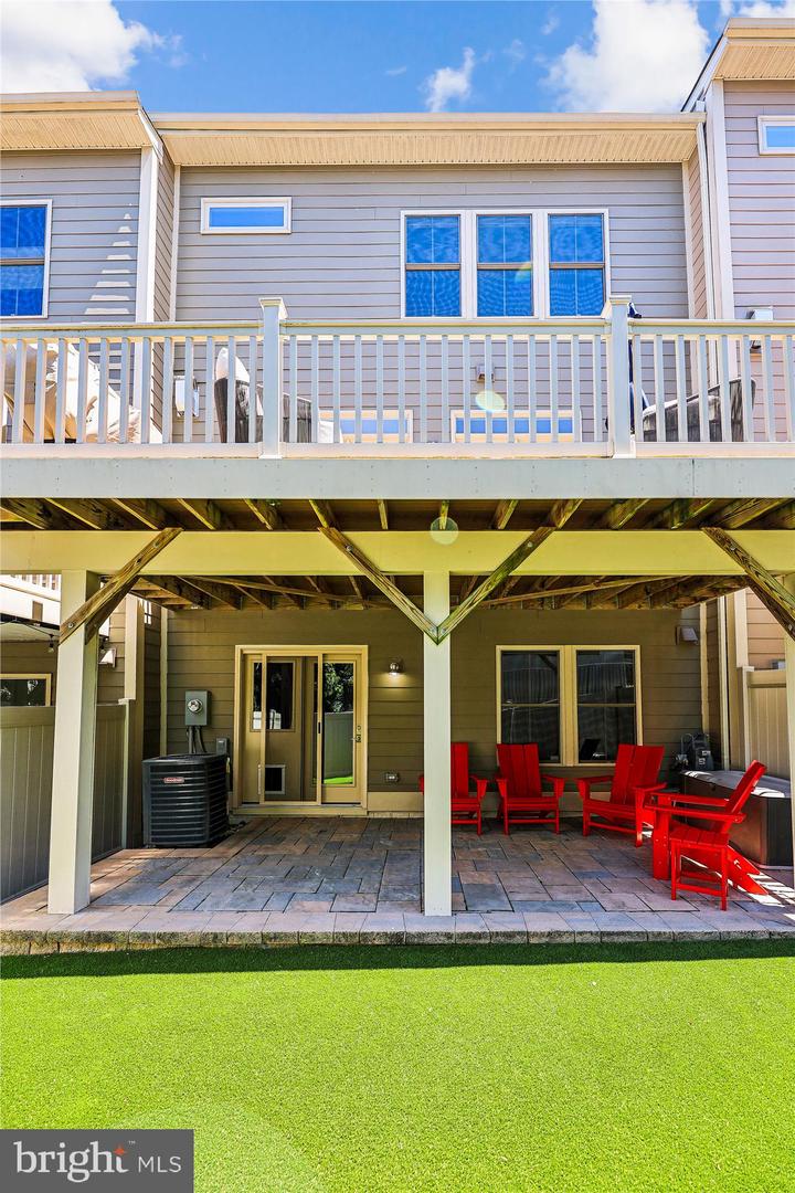 7228 Magpie Ln
