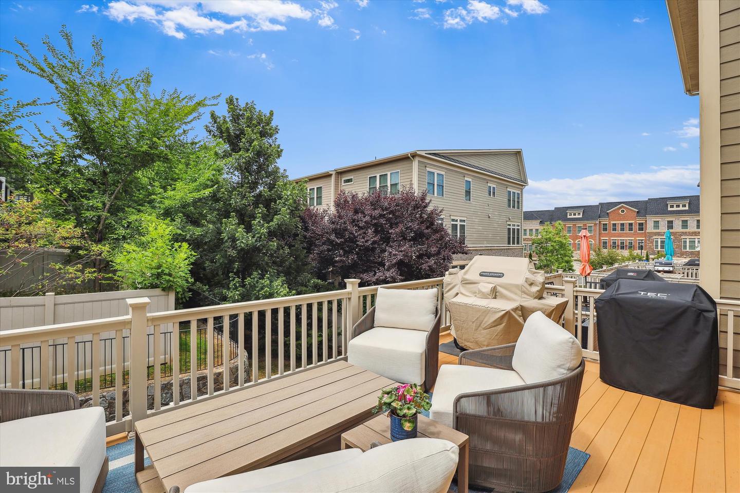 7228 Magpie Ln