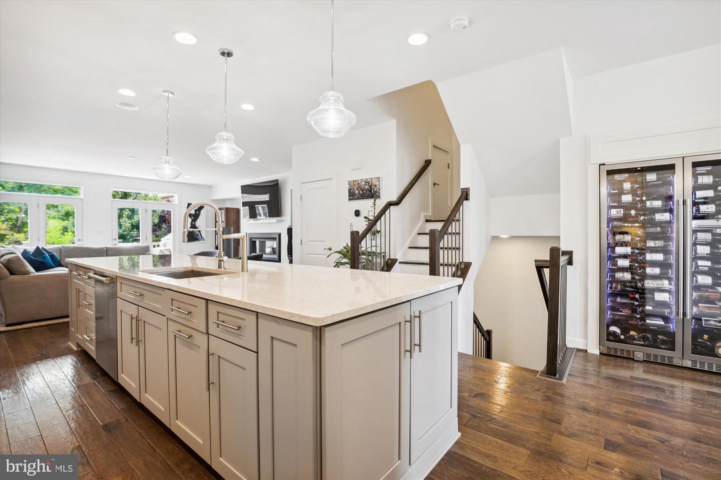 7228 Magpie Ln