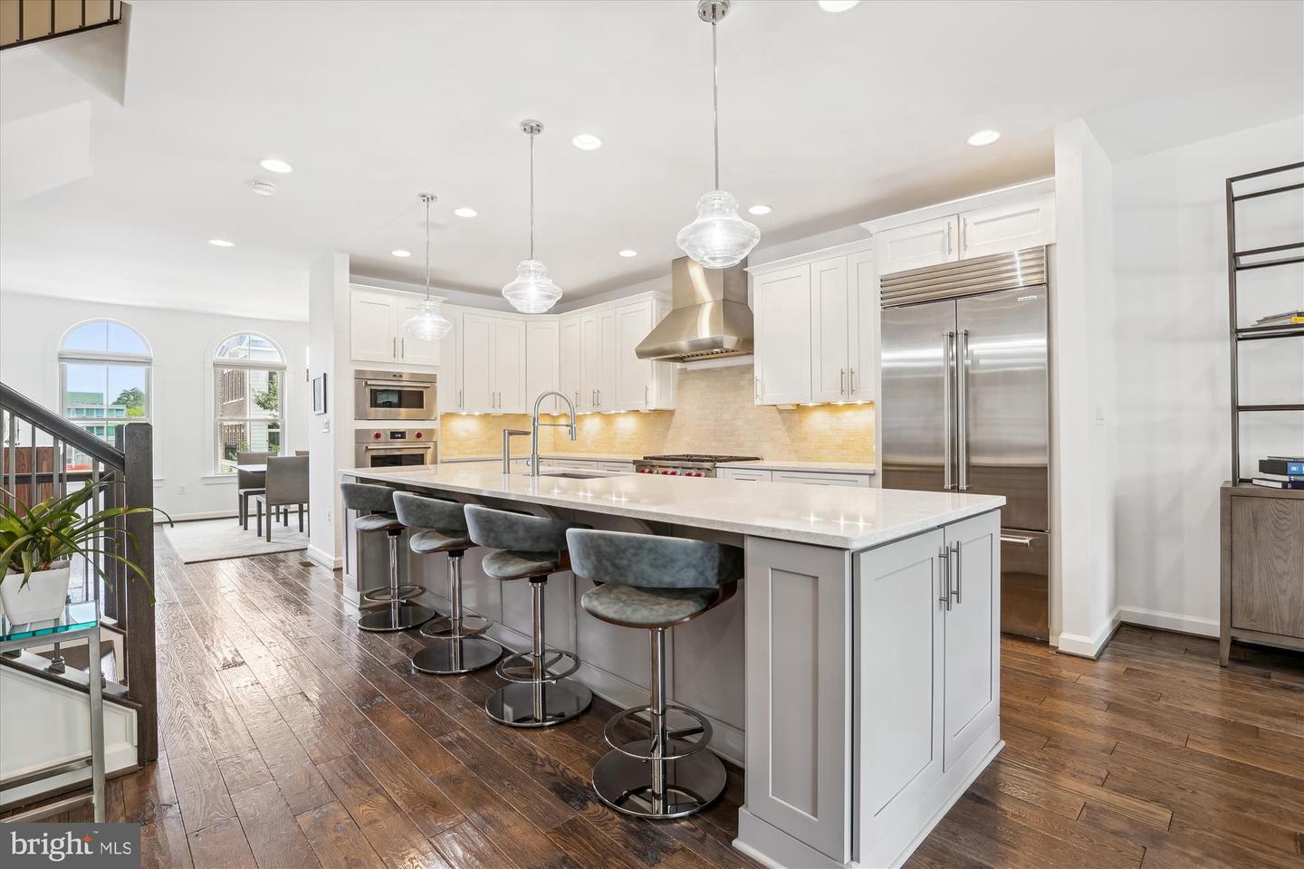 7228 Magpie Ln