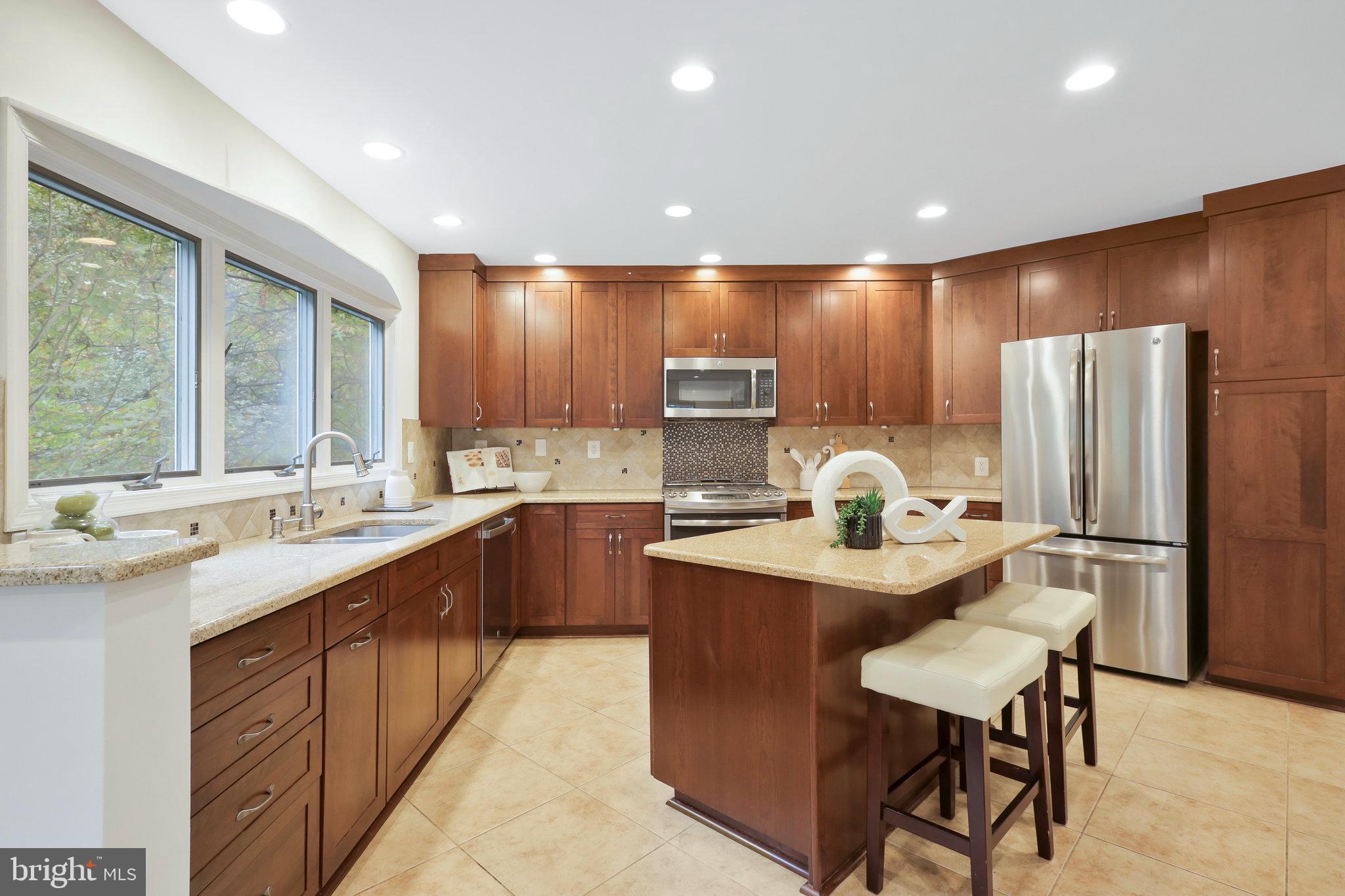 3105 Worthington Cir