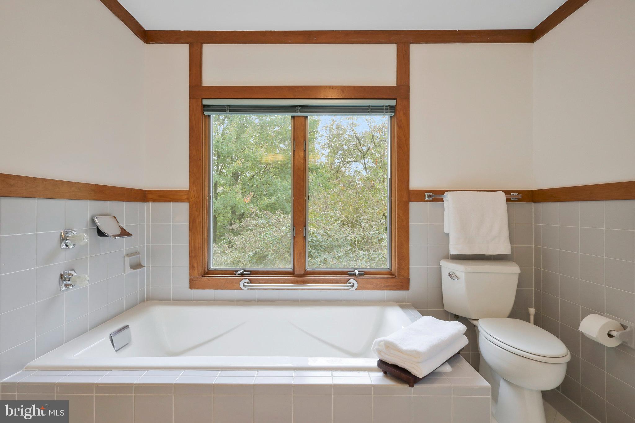 3105 Worthington Cir