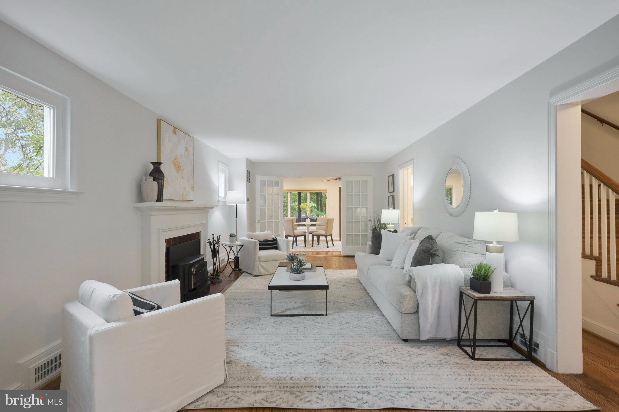 3105 Worthington Cir