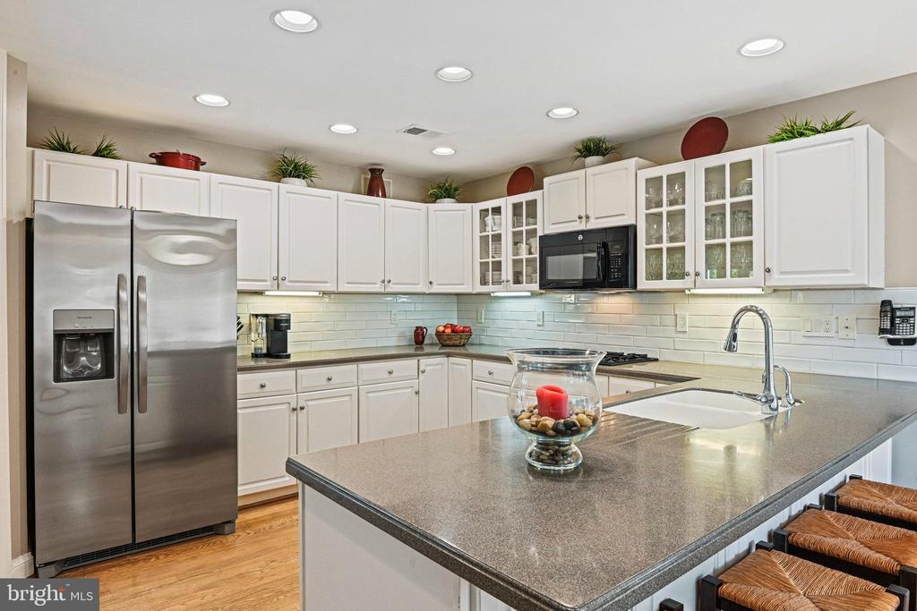 3108 Castleton Ct
