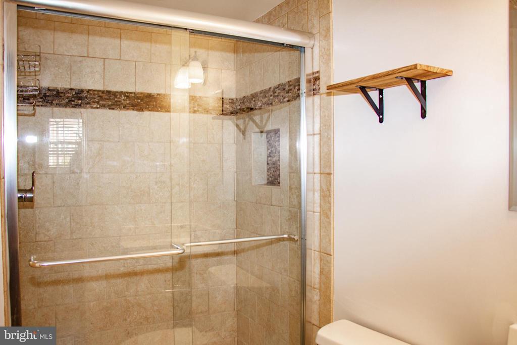 5227 Cannes Ct