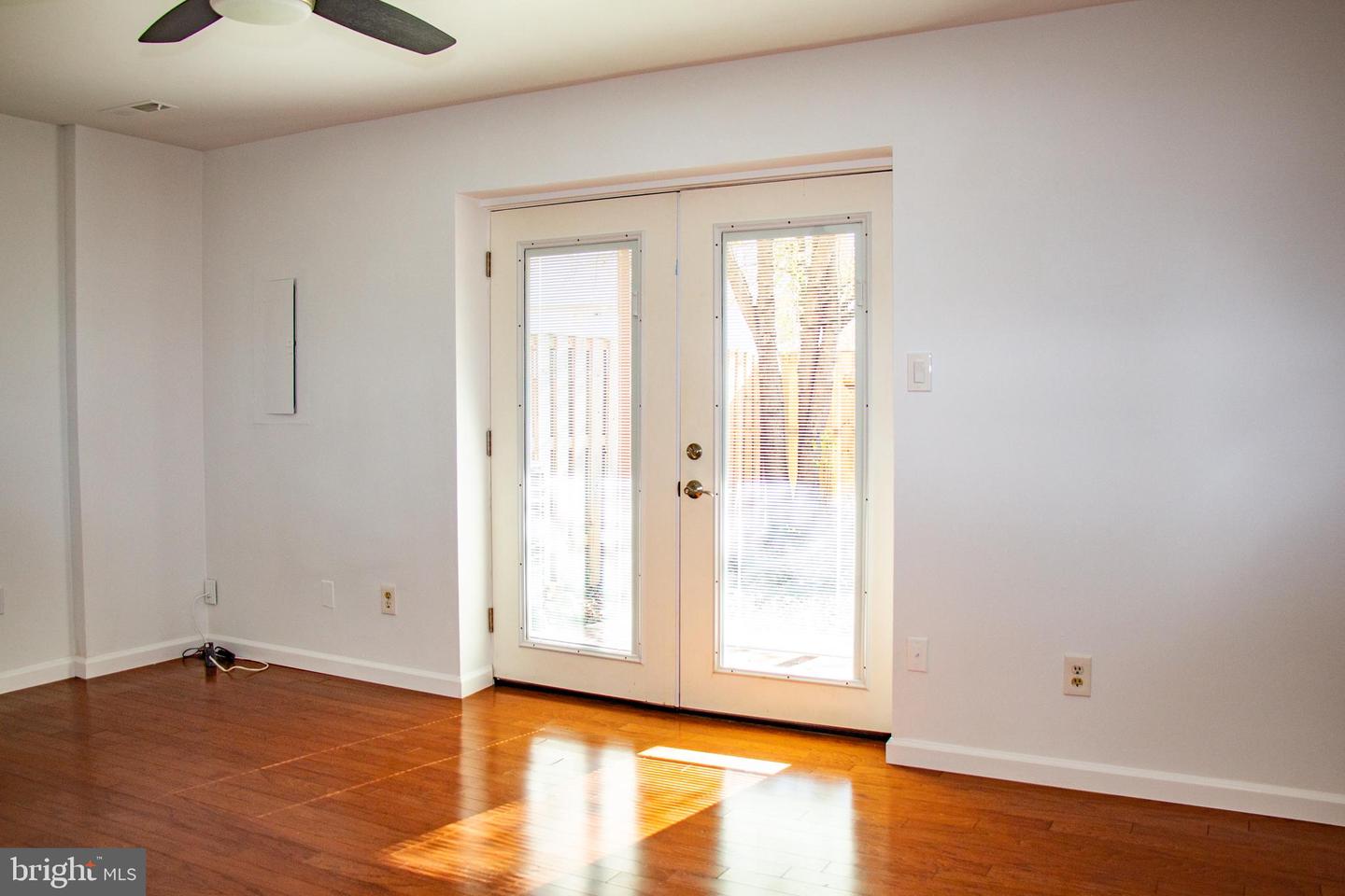 5227 Cannes Ct
