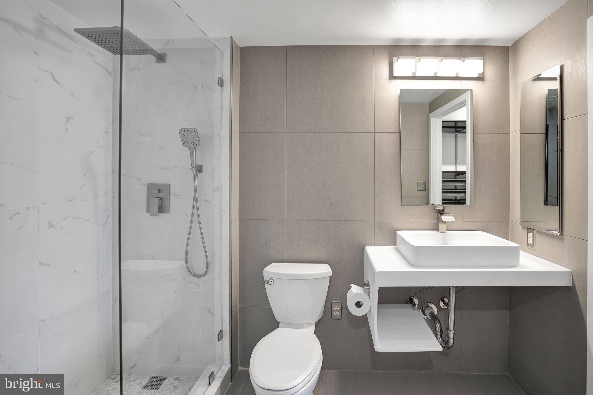 2726 Gallows Rd #1515