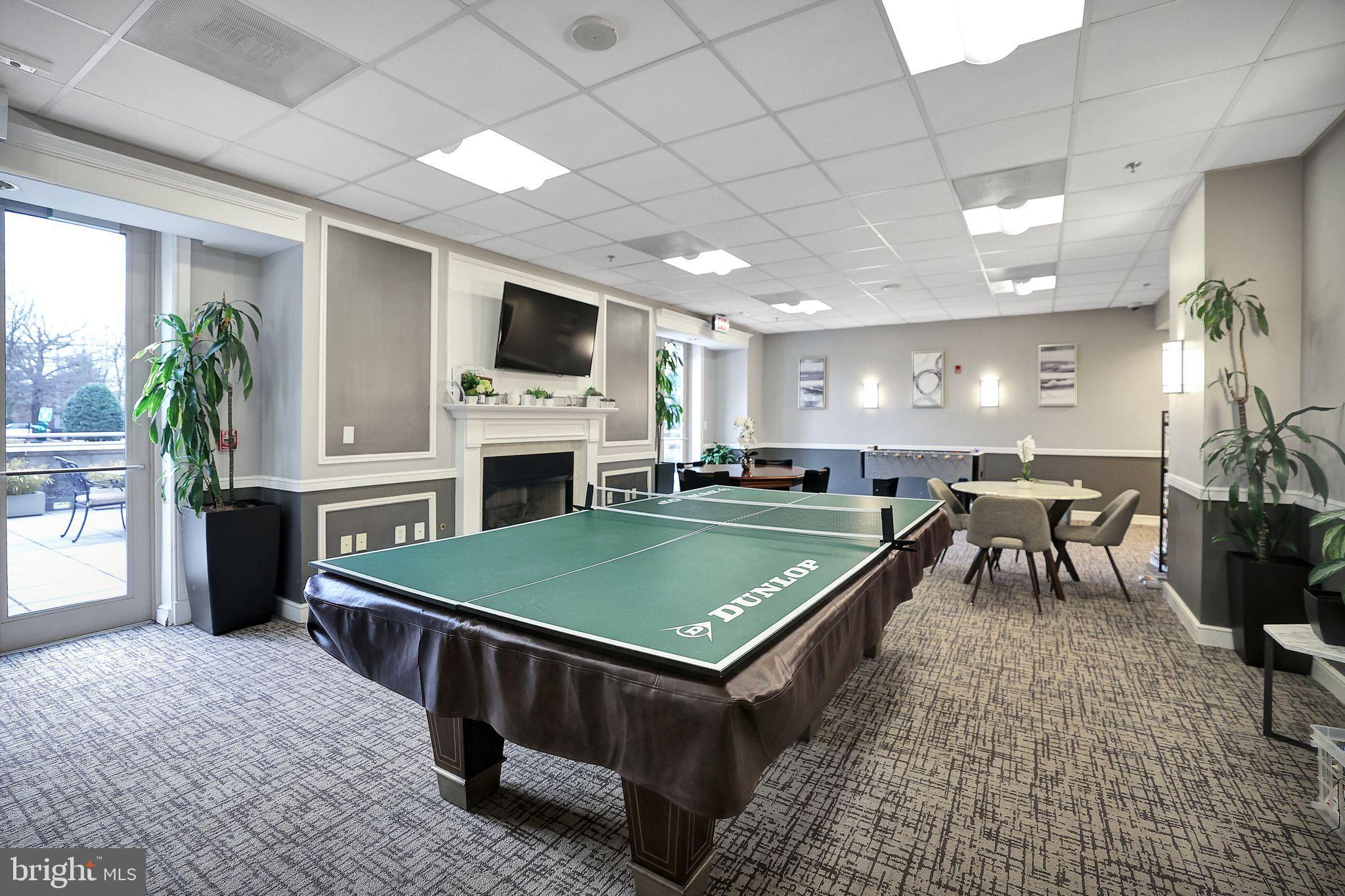 2726 Gallows Rd #1515