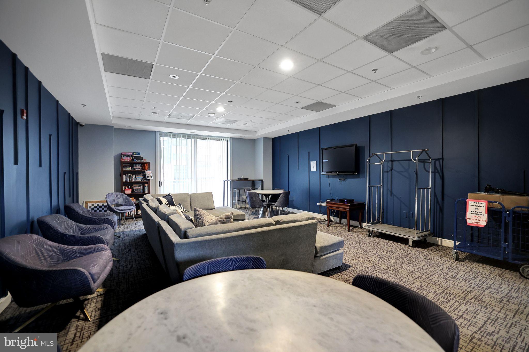 2726 Gallows Rd #1515