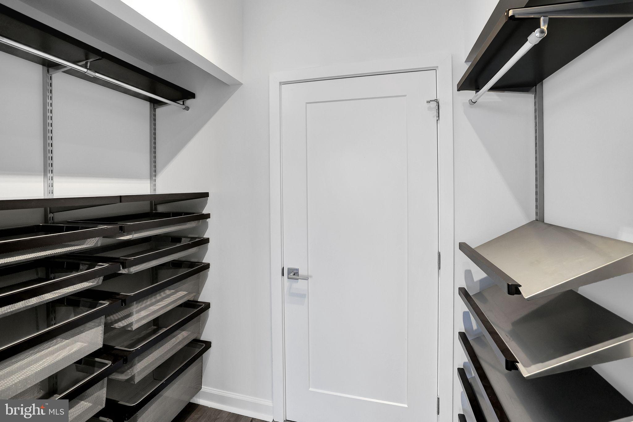 2726 Gallows Rd #1515