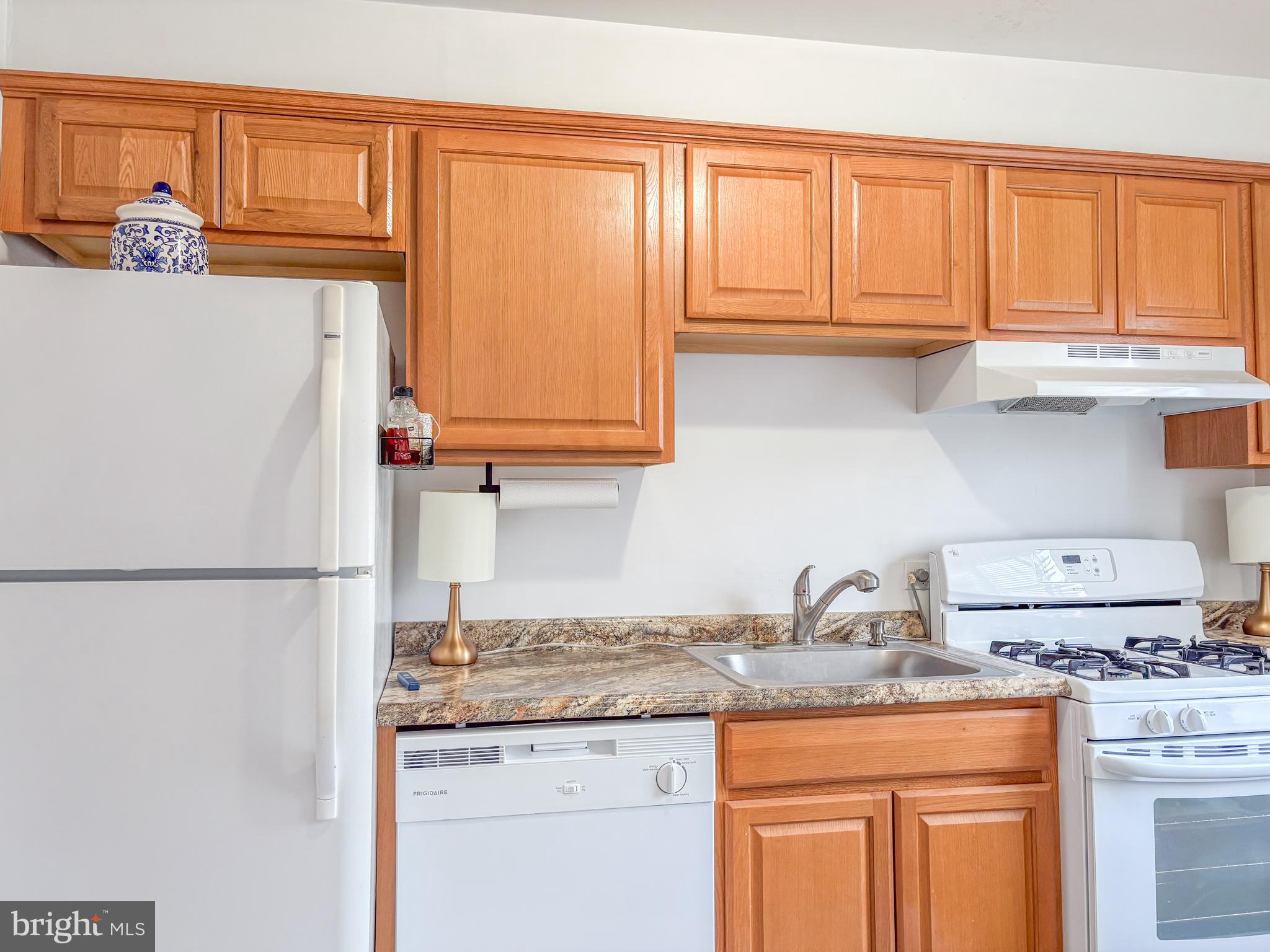 6709 W Wakefield Dr #B2