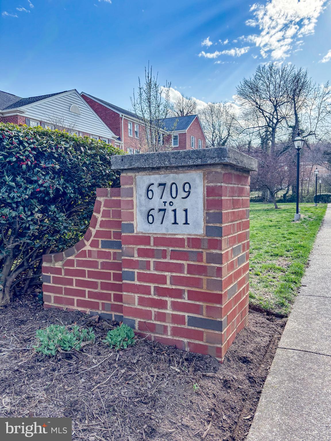 6709 W Wakefield Dr #B2