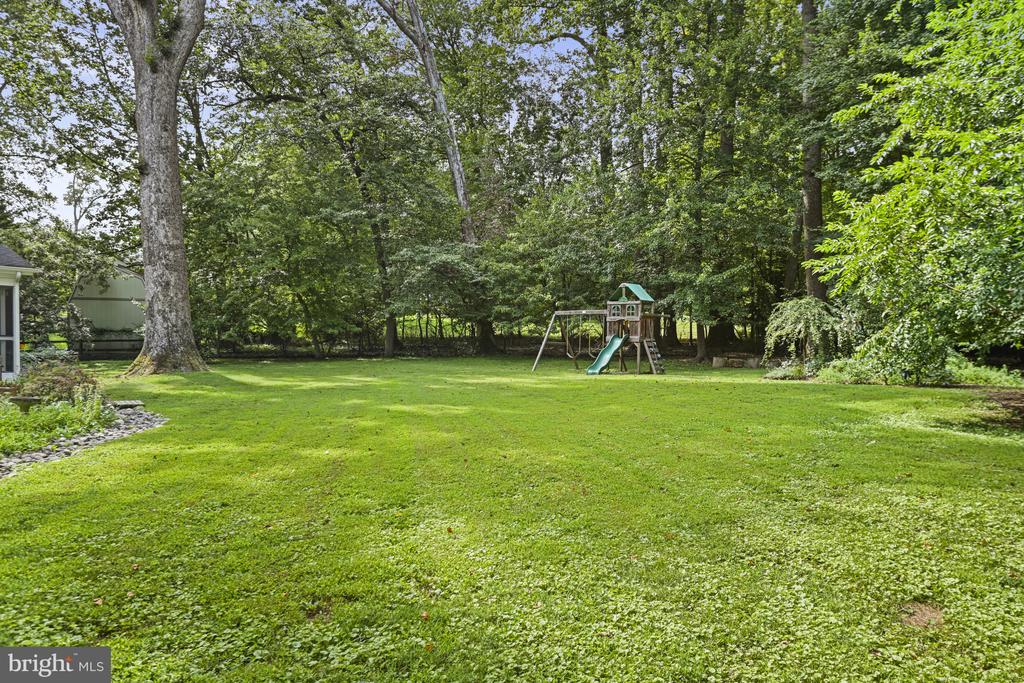 2330 AUGUSTUS COURT