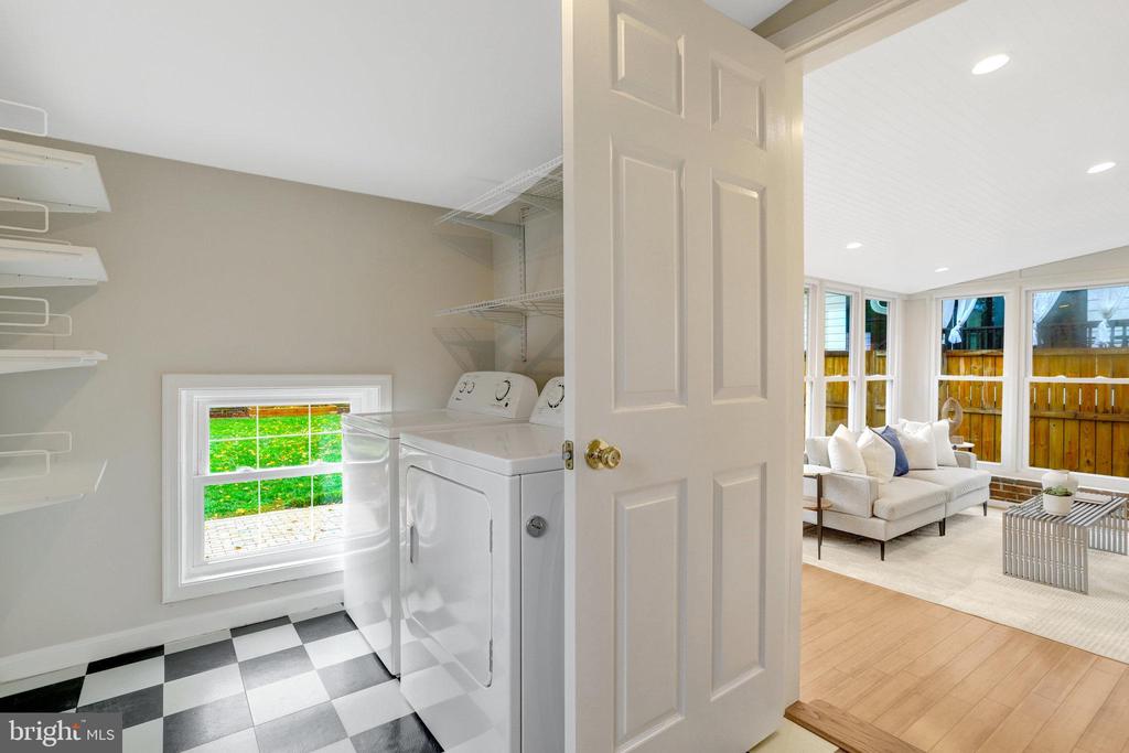 6402 POTOMAC AVENUE
