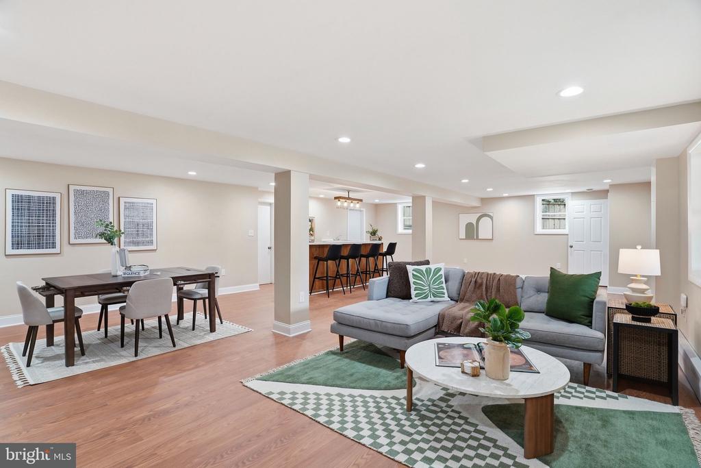 8509 CRESTVIEW DRIVE