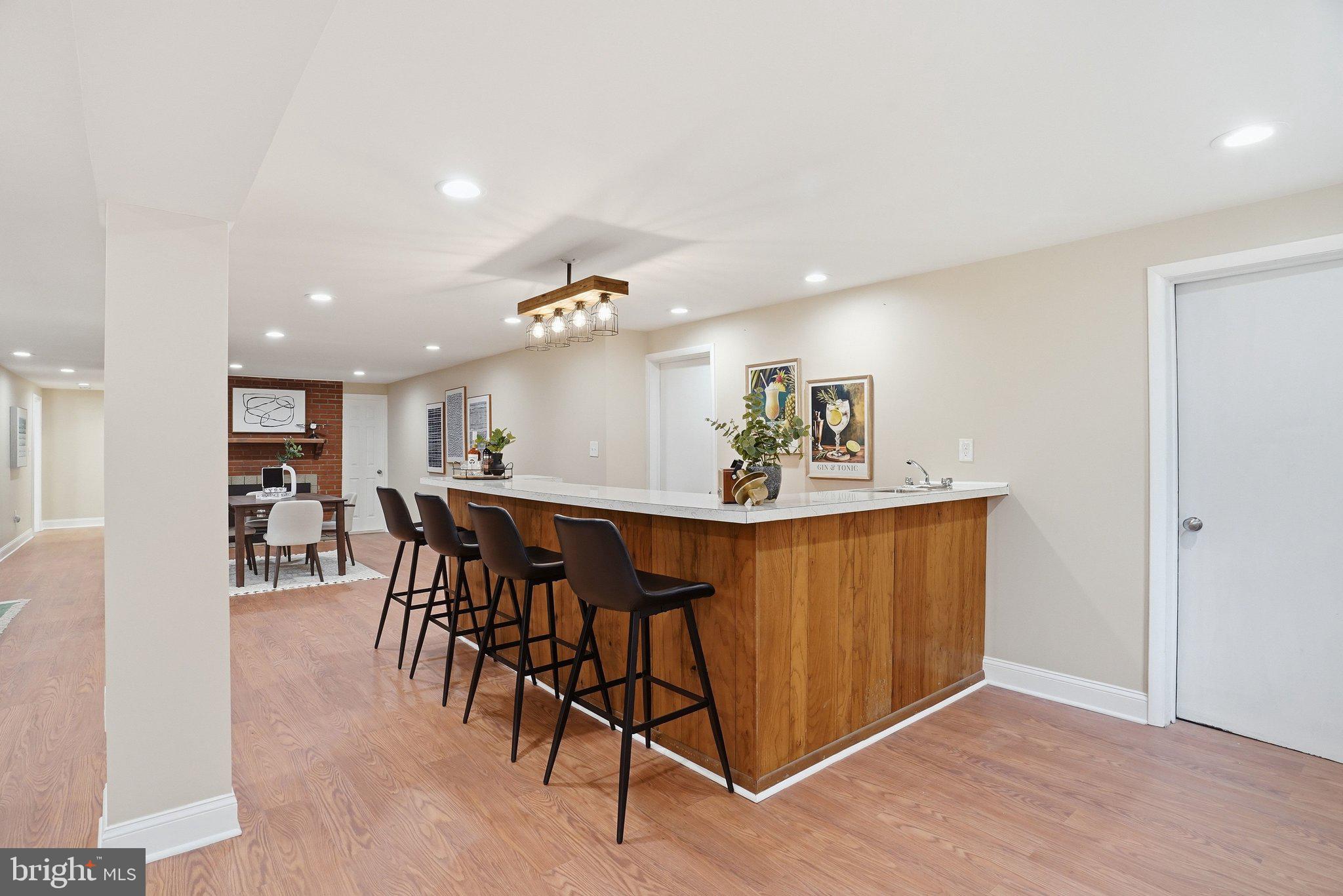 8509 CRESTVIEW DRIVE