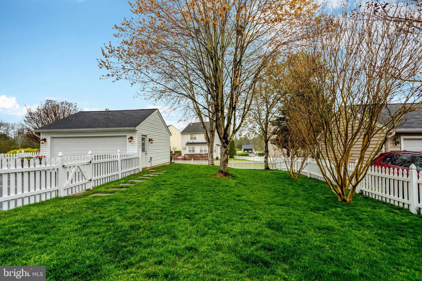 10252 Peel Ring Pl