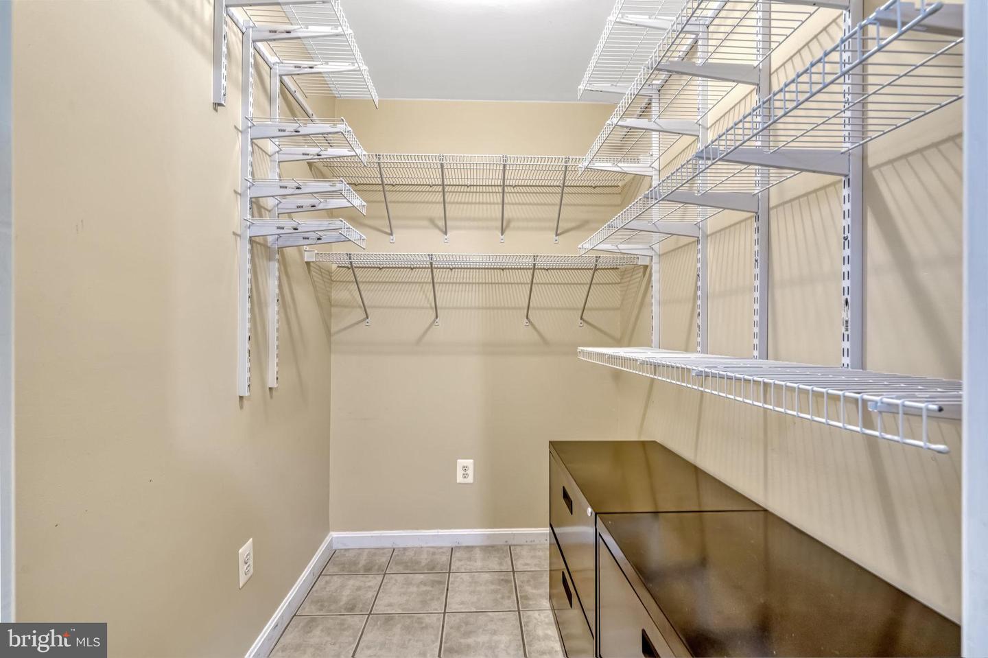 10252 Peel Ring Pl