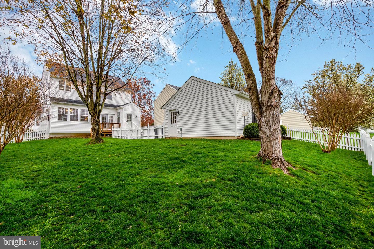 10252 Peel Ring Pl