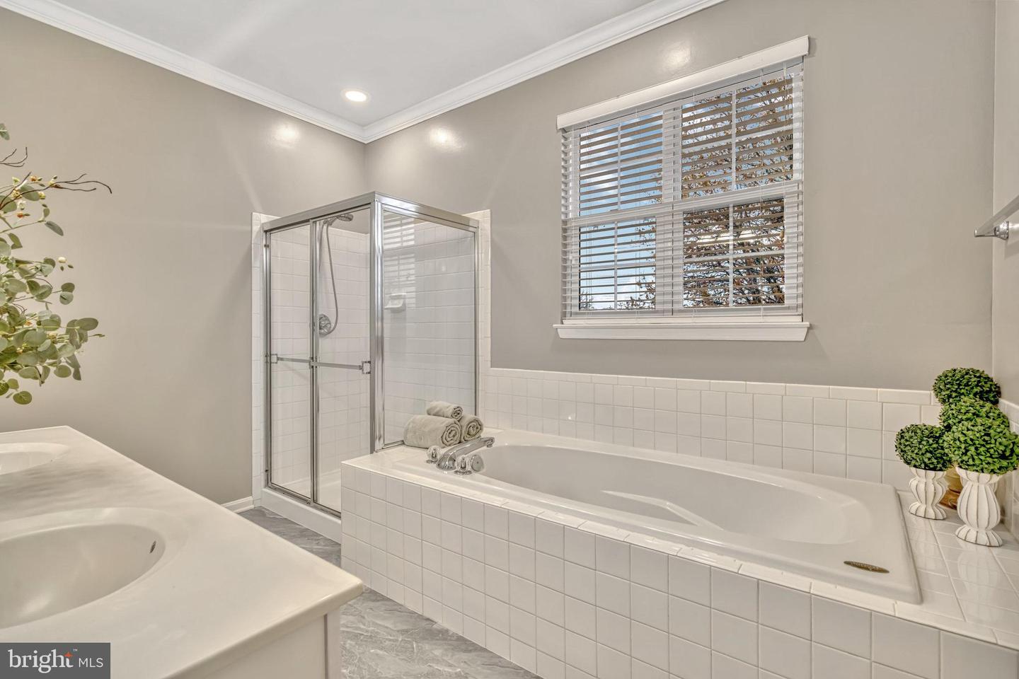 10252 Peel Ring Pl