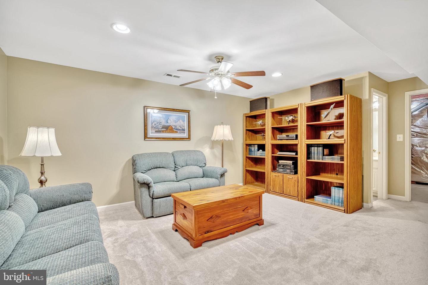 10252 Peel Ring Pl