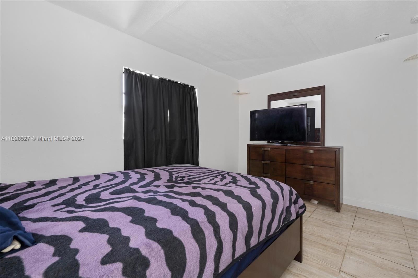 523 NW 3rd Way