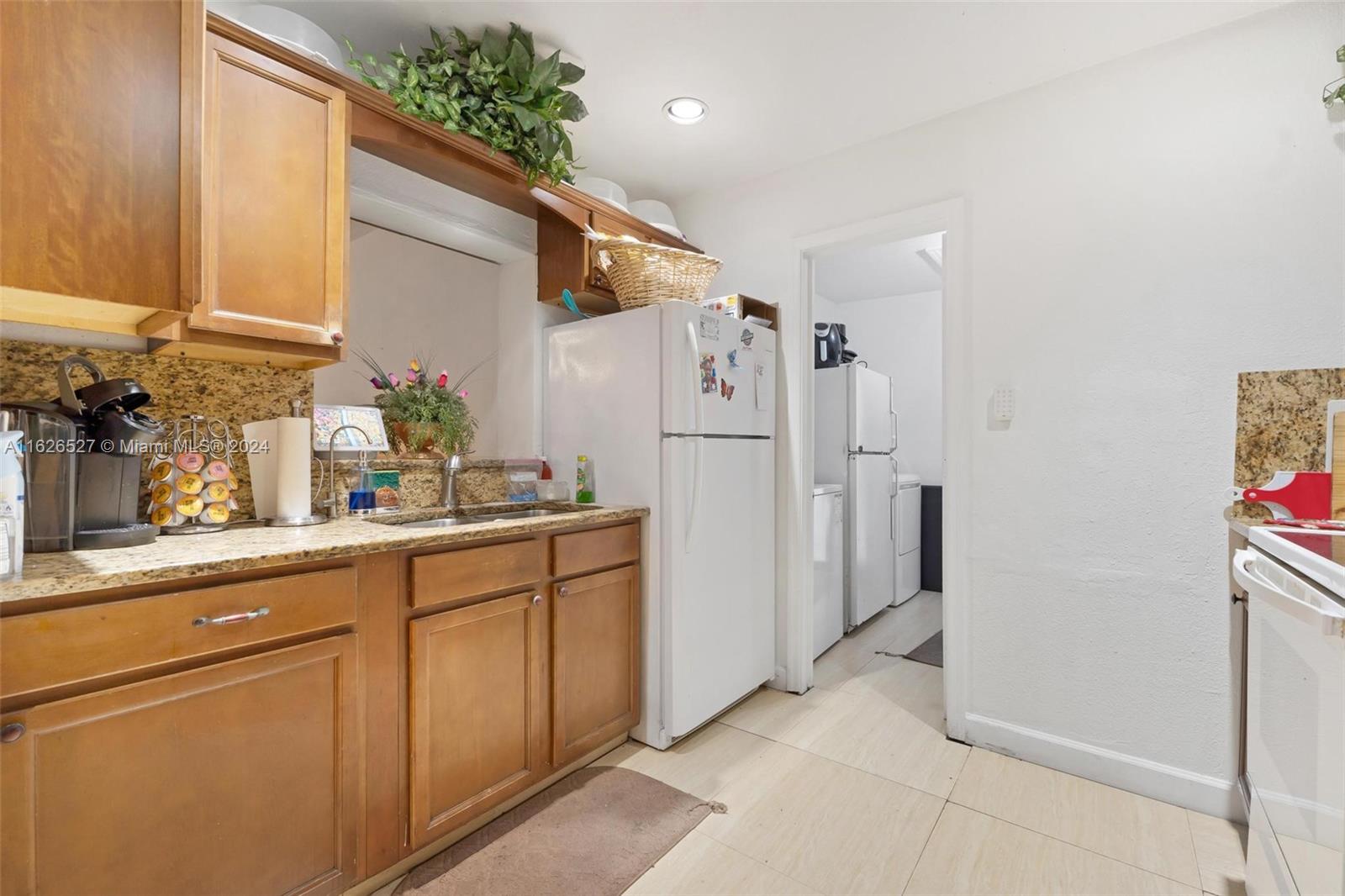 523 NW 3rd Way