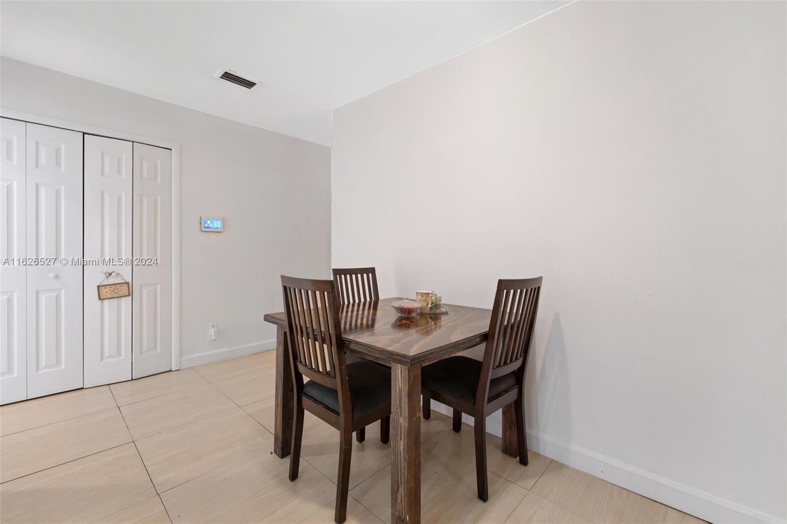 523 NW 3rd Way