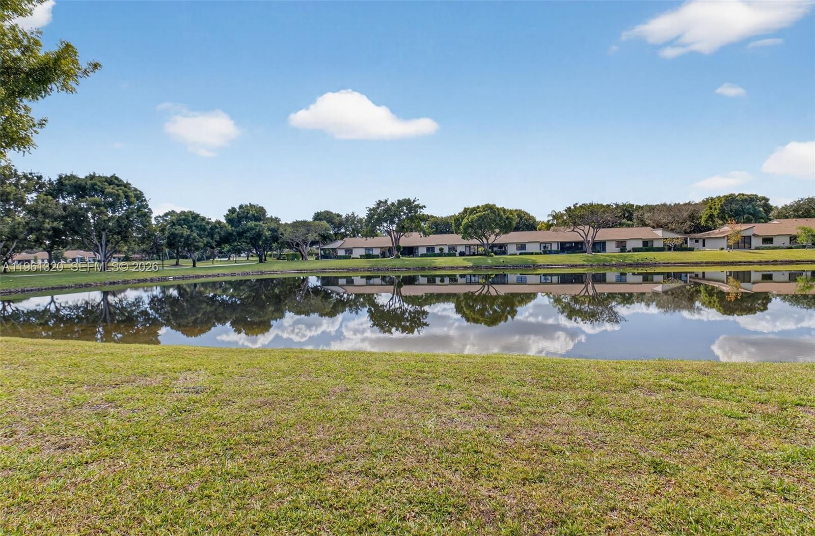8200 Whispering Palm Dr