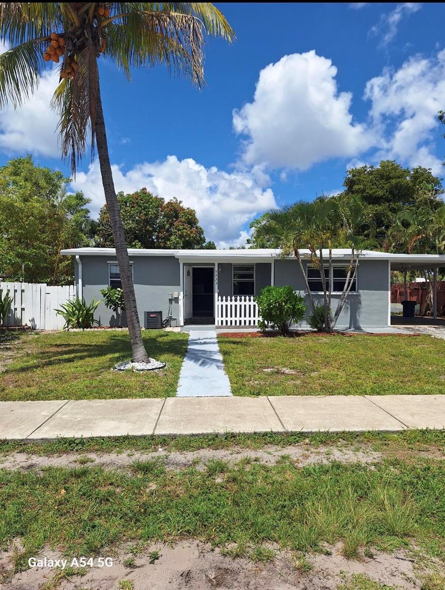 5233 NE 20th Terrace