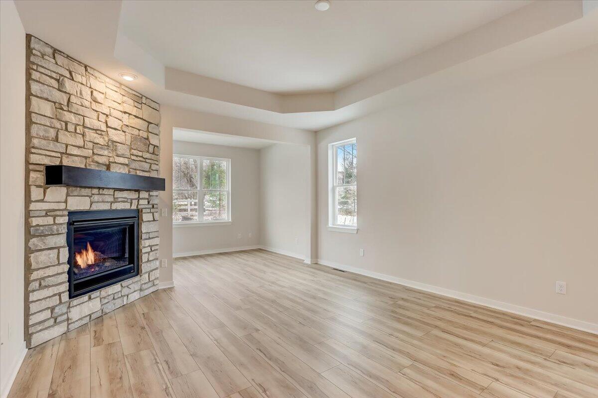 W204N17607 Laurel Pl 102