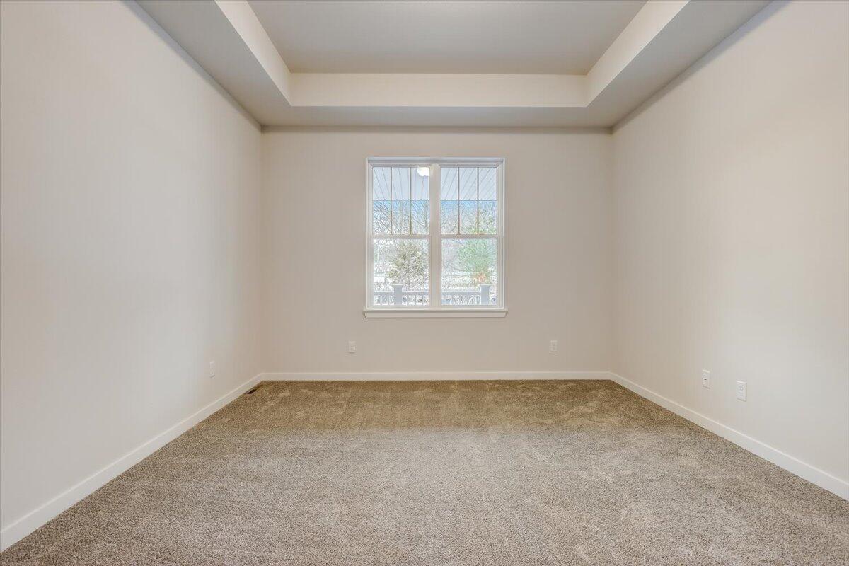 W204N17607 Laurel Pl 102