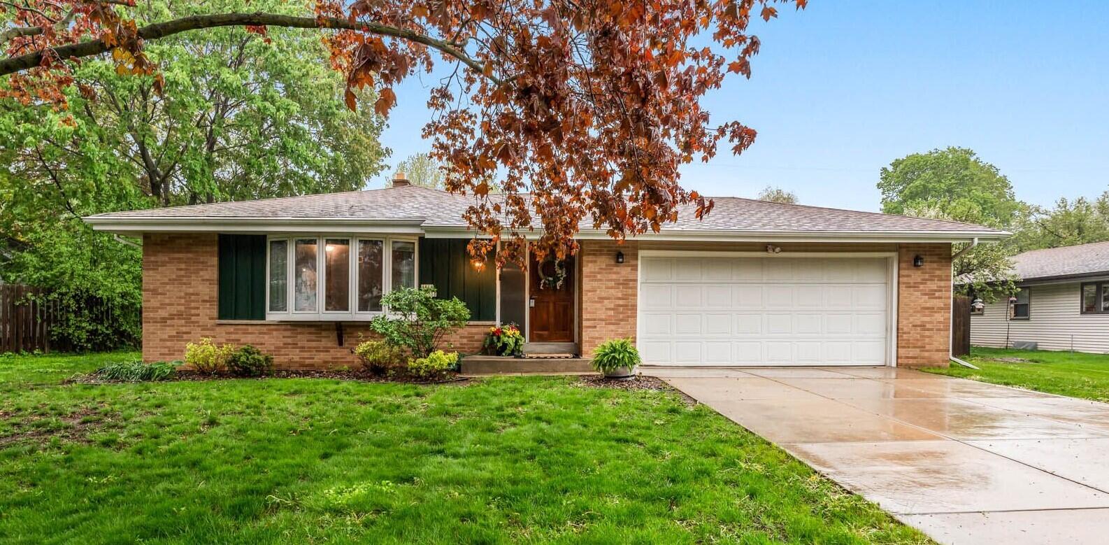 N114W15236 Vicksburg Ave