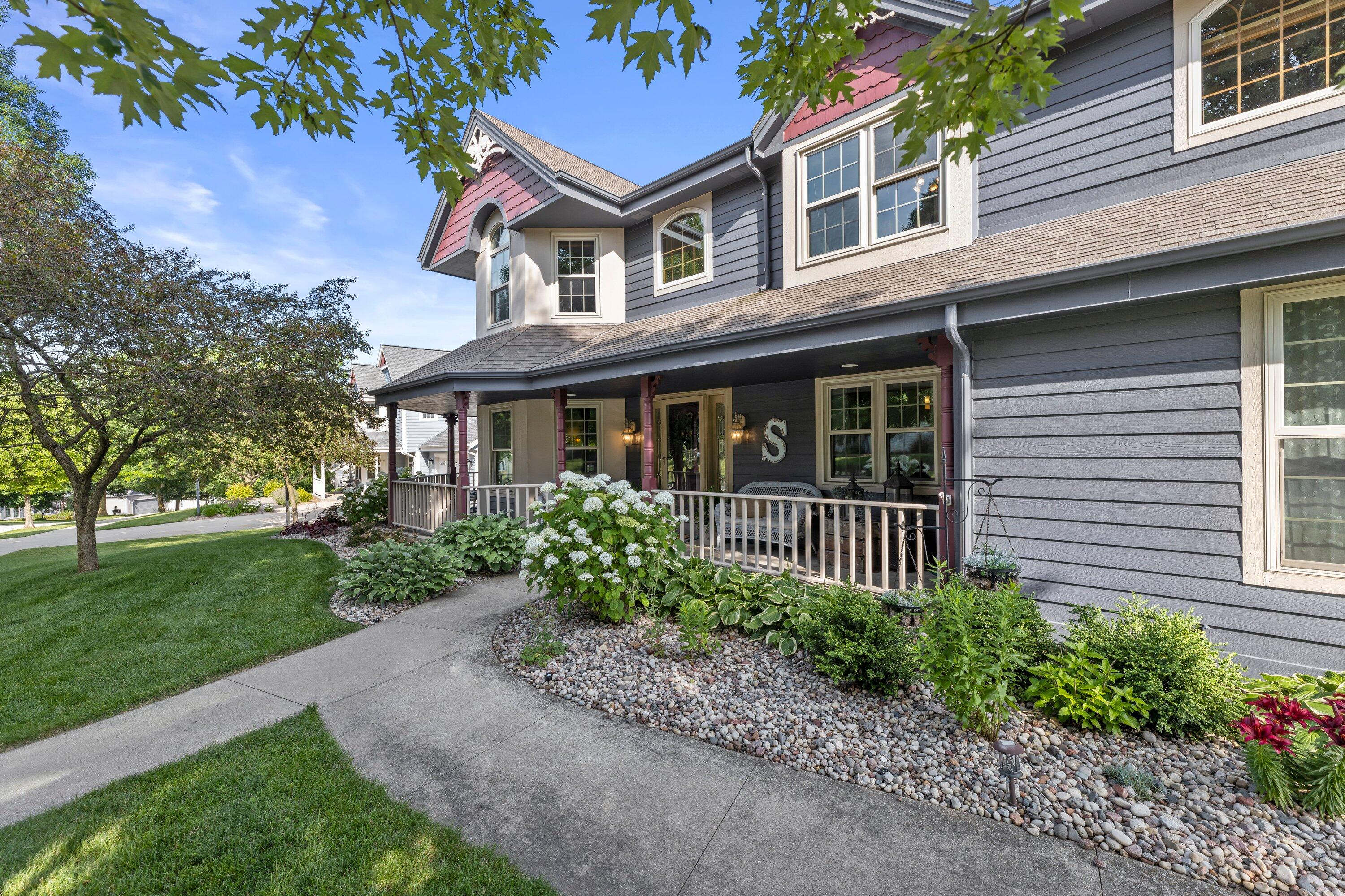 2719 Lavine Ln