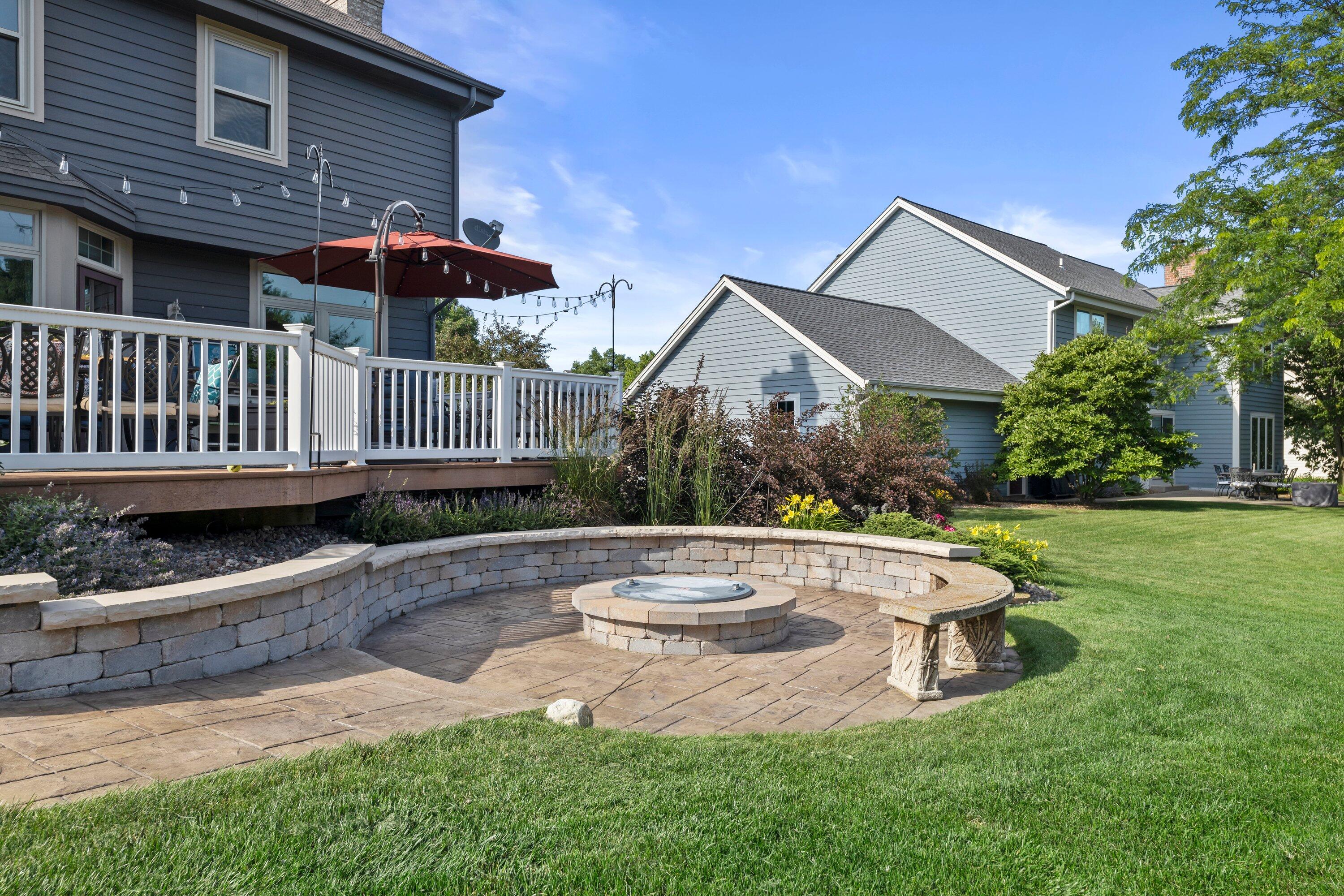 2719 Lavine Ln