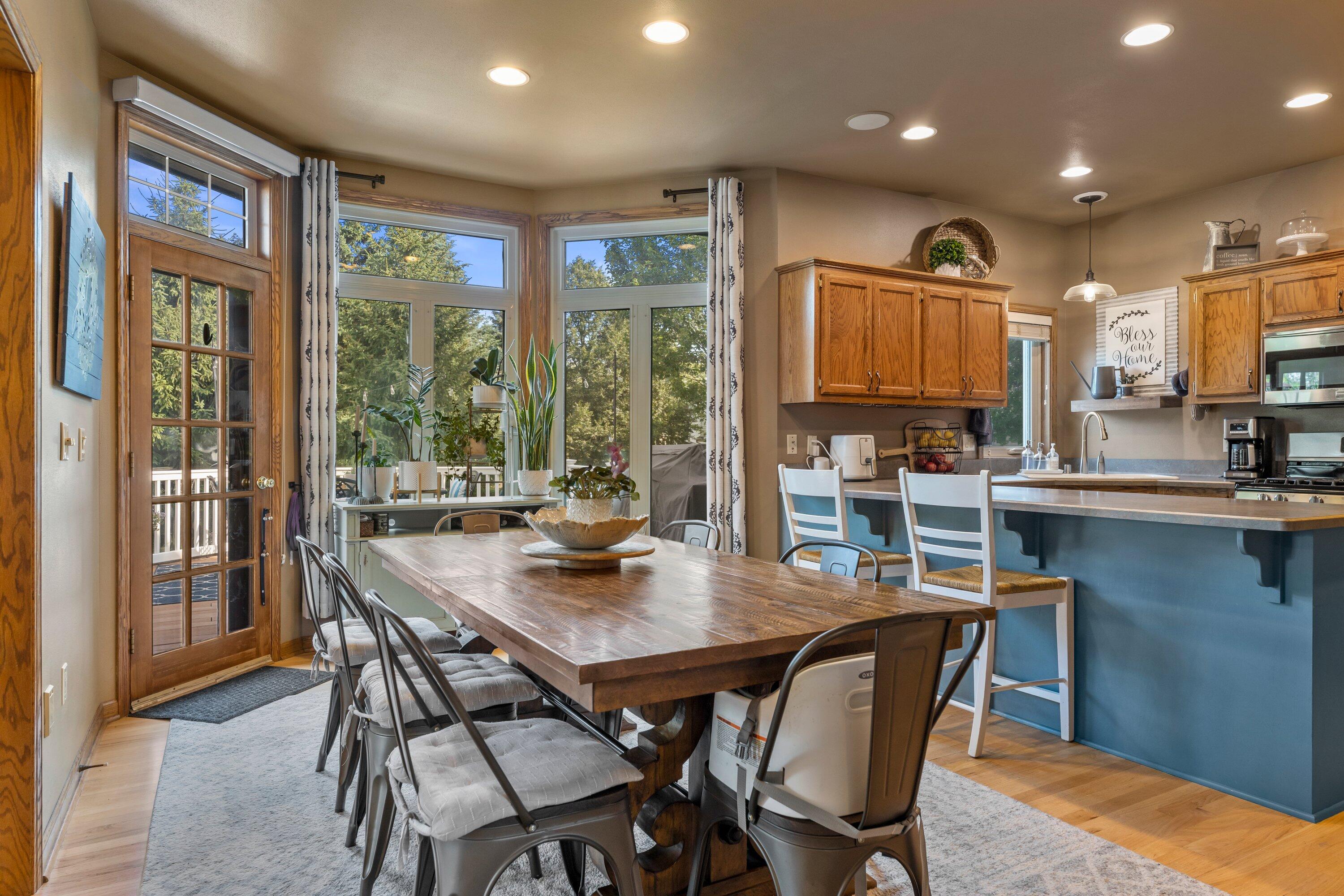 2719 Lavine Ln